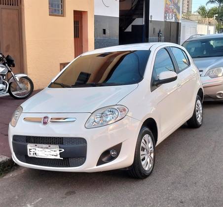 FIAT PALIO 1.4 MPI ATTRACTIVE 8V FLEX 4P MANUAL FIAT PALIO 1.4 MPI ATTRACTIVE 8V FLEX 4P MANUAL